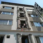 Caktug Nocleg ze śniadaniem